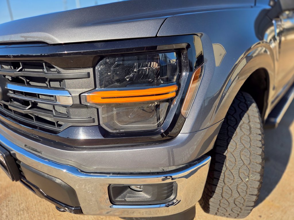 Used 2025 Ford F150 XLT w/ Equipment Group 301A Standard AWD/4WD image 9