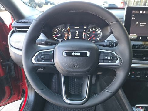 Used 2023 Jeep Compass Latitude w/ Convenience Group image 10