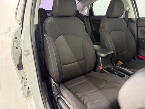 Used 2019 Kia Forte LXS image 19