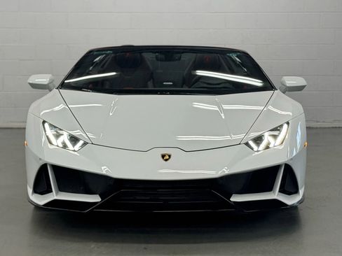 Used 2020 Lamborghini Huracan EVO image 33