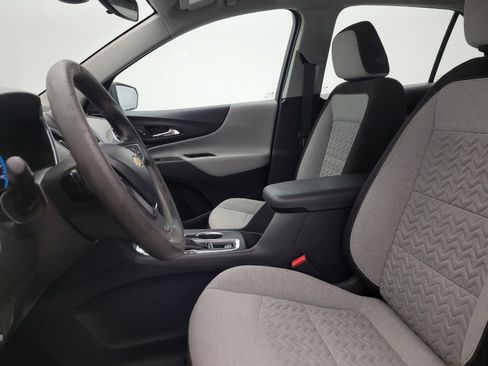 Used 2022 Chevrolet Equinox LS w/ LPO, Floor Liner Package FWD image 17