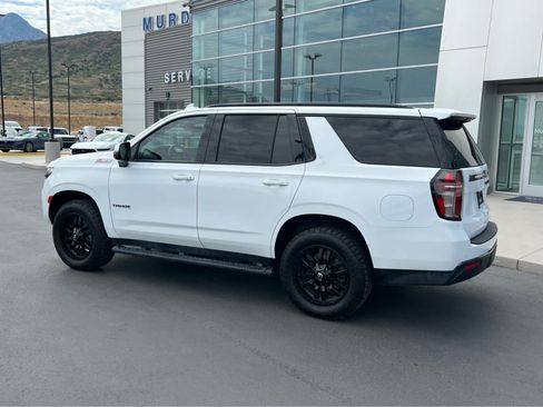 Used 2021 Chevrolet Tahoe Z71 w/ Luxury Package AWD/4WD image 11