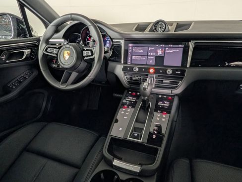 New 2026 Porsche Macan AWD/4WD image 21