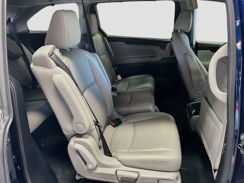 Used 2024 Honda Odyssey Touring image 30