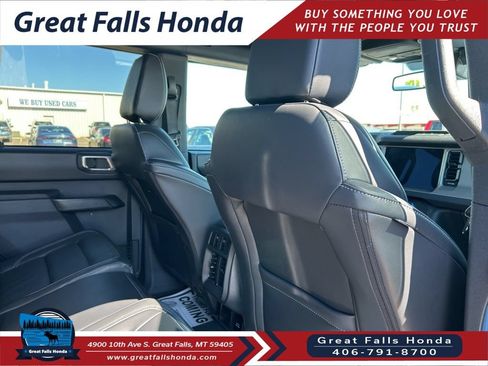 Used 2025 Ford Bronco Outer Banks AWD/4WD image 32