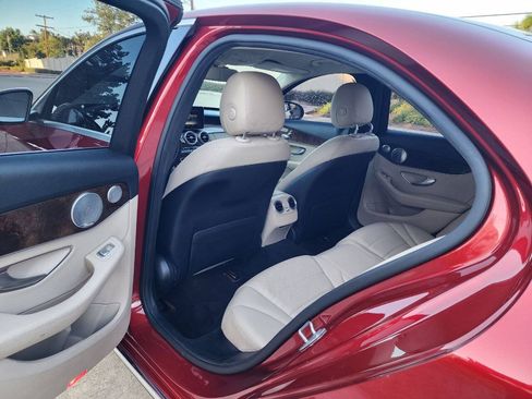Used 2017 Mercedes-Benz C 300 4MATIC Sedan image 35