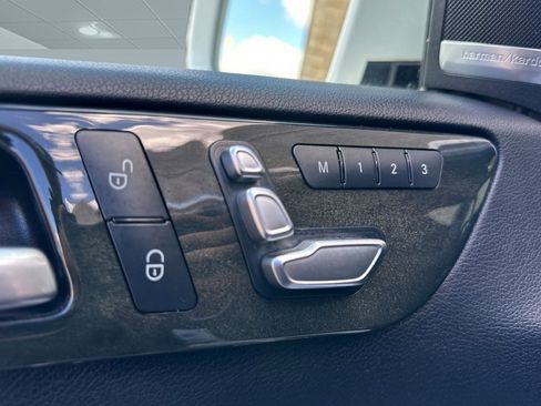 Used 2017 Mercedes-Benz GLS 550 4MATIC image 24