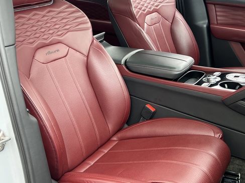 Certified 2023 Bentley Bentayga Extended Wheelbase image 43