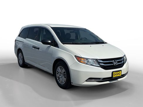Used 2016 Honda Odyssey LX image 7