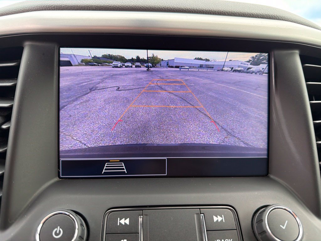 Used 2020 GMC Acadia SLE w/ Driver Convenience Package FWD image 21