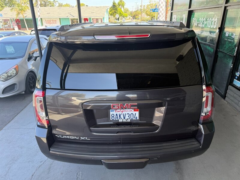 Used 2018 GMC Yukon XL SLT w/ Open Road Package RWD image 14