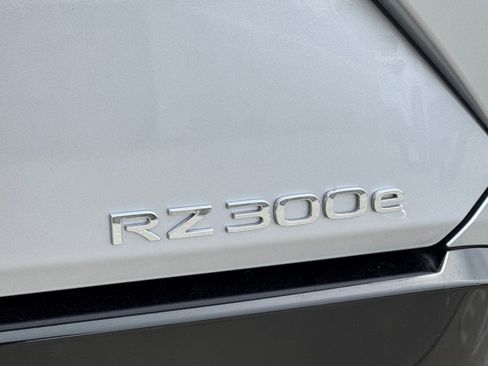 Used 2024 Lexus RZ 300e Premium w/ Technology Package FWD image 30