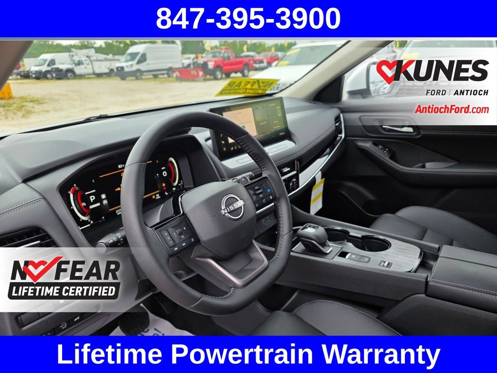Used 2025 Nissan Rogue SL w/ SL Premium Package FWD image 21