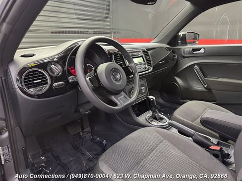Used 2014 Volkswagen Beetle 1.8T image 11