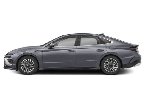 New 2026 Hyundai Sonata Limited FWD image 3