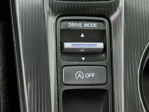 Used 2025 Honda Civic Sport image 25