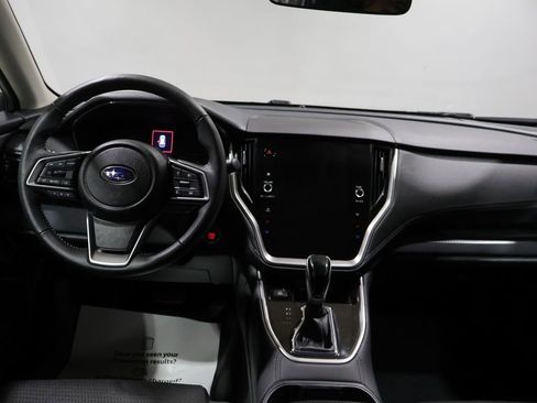 Used 2025 Subaru Outback Premium image 16