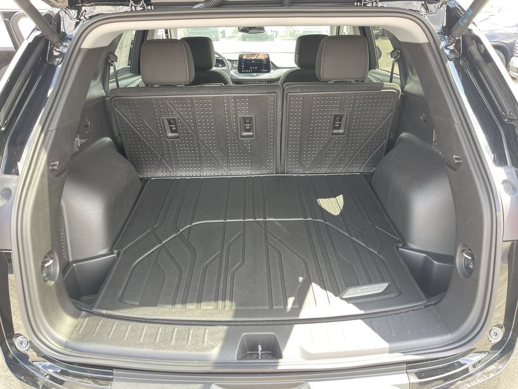 New 2026 Chevrolet Blazer LT w/ Convenience Package FWD image 22