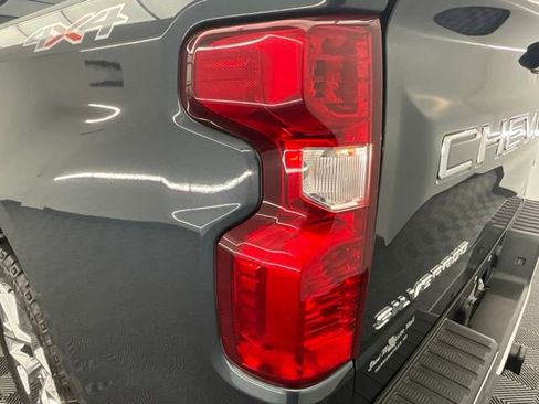 Used 2020 Chevrolet Silverado 1500 LT w/ Trailering Package AWD/4WD image 23