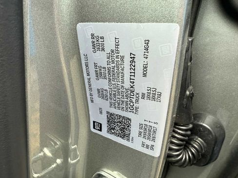 Used 2026 Chevrolet Colorado Z71 AWD/4WD image 56