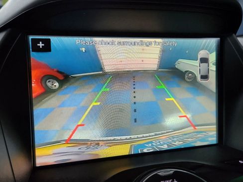 Used 2017 Ford Escape Titanium image 34