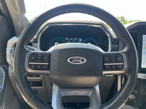 Used 2023 Ford F150 Lariat w/ Trailer Tow Package AWD/4WD image 25
