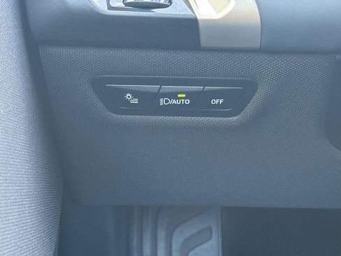 Used 2023 BMW iX M60 image 32