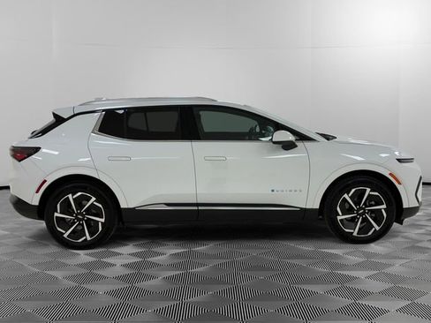 Certified 2025 Chevrolet Equinox EV LT FWD image 6