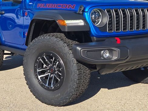 New 2025 Jeep Wrangler Rubicon w/ Xtreme 35 Tire Package image 3