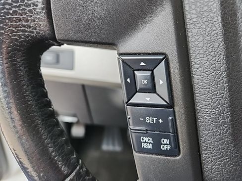 Used 2012 Ford F150 FX4 w/ FX Luxury Pkg AWD/4WD image 17