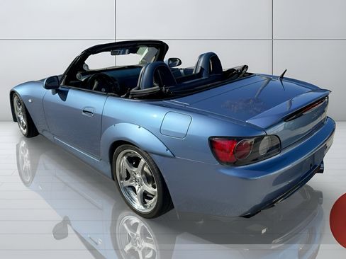 Used 2003 Honda S2000 image 3
