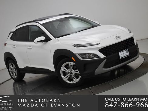 Used 2023 Hyundai Kona SEL w/ Convenience Package AWD/4WD image 2