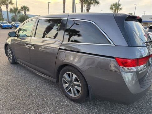 Used 2014 Honda Odyssey Touring Elite image 6