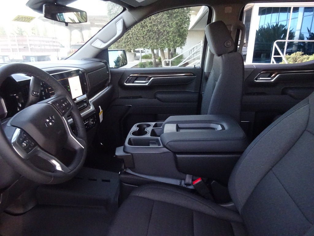 New 2026 Chevrolet Silverado 1500 RST AWD/4WD image 13