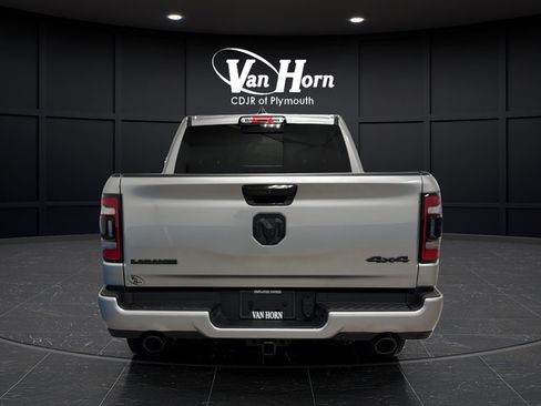 Used 2024 RAM 1500 Laramie AWD/4WD image 6