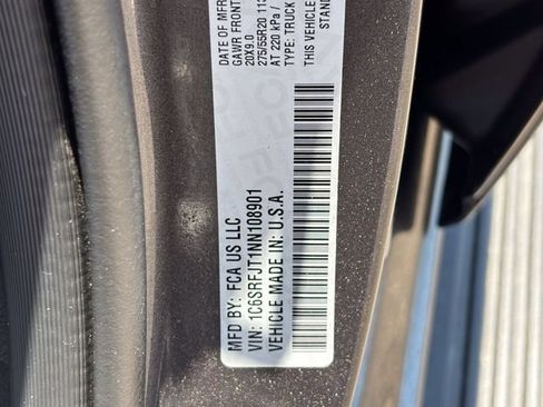 Used 2022 RAM 1500 Laramie w/ Laramie Southwest Edition AWD/4WD image 35