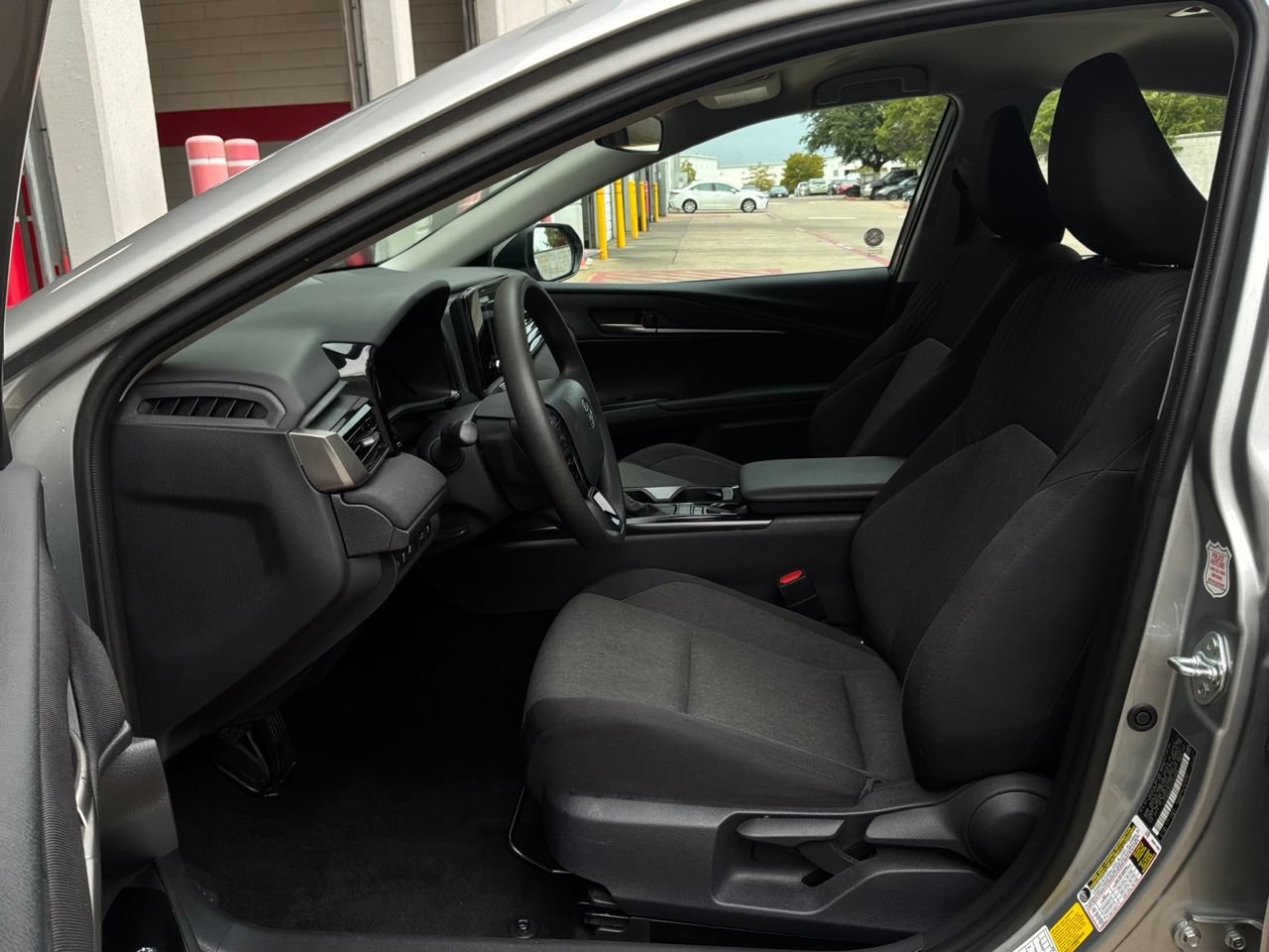 Used 2026 Toyota Camry LE FWD image 10