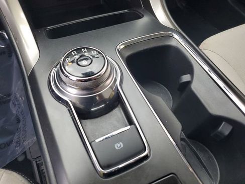 Used 2019 Ford Fusion SE w/ Equipment Group 151A image 32