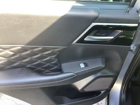 Used 2022 Mitsubishi Outlander SEL image 20