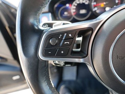 Used 2020 Porsche Cayenne AWD/4WD image 25
