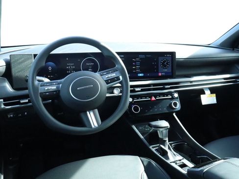 New 2026 Hyundai Santa Cruz SEL FWD image 9