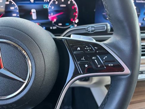 Used 2024 Mercedes-Benz GLS 450 4MATIC image 20