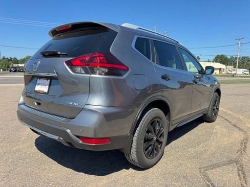 Used 2019 Nissan Rogue SV AWD/4WD image 7