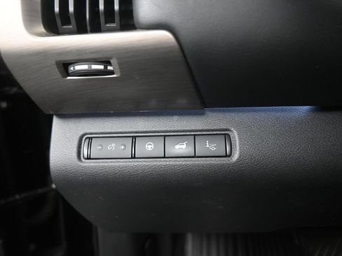 Used 2024 Nissan Pathfinder Platinum w/ Cargo Package AWD/4WD image 12