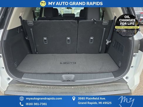 Used 2026 Nissan Pathfinder SV AWD/4WD image 24