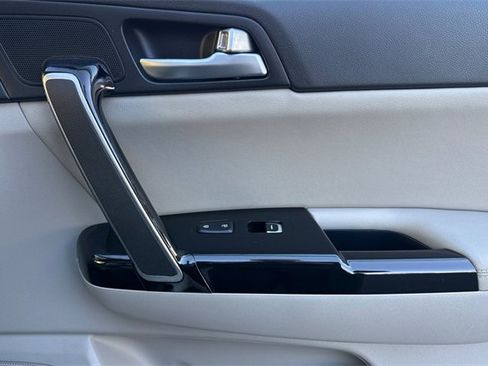 Certified 2021 Kia Sportage SX image 23