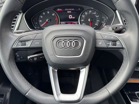 Used 2023 Audi Q5 2.0T Premium w/ Convenience Package image 15