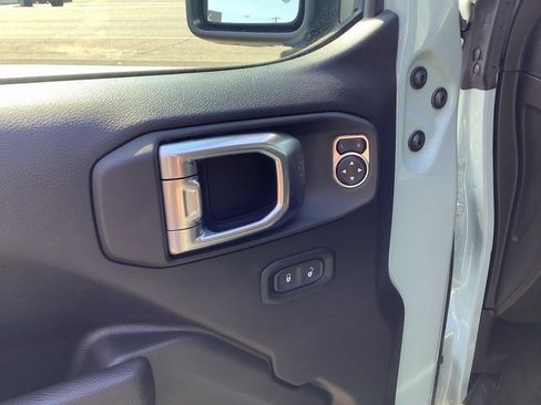 Used 2024 Jeep Wrangler Willys 4xe image 10