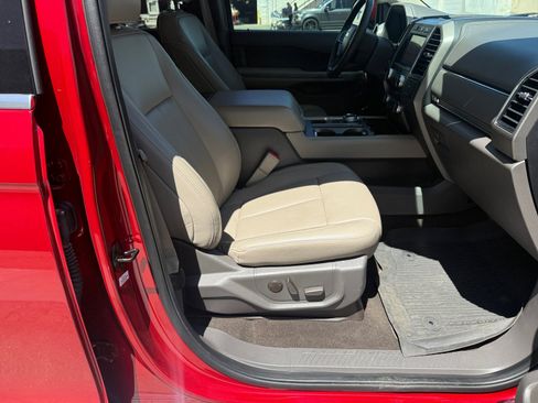 Used 2020 Ford Expedition XLT w/ Equipment Group 202A RWD image 31