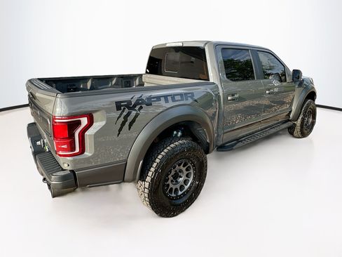 Used 2018 Ford F150 Raptor w/ Equipment Group 802A Luxury AWD/4WD image 9